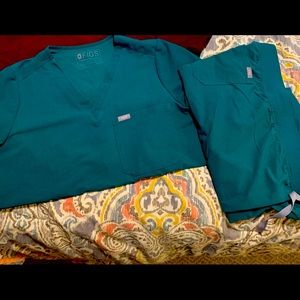 Brand new set of FIGS, lightly worn